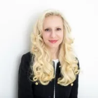 Melissa Leneis headshot