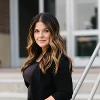 Heidi Barnett headshot