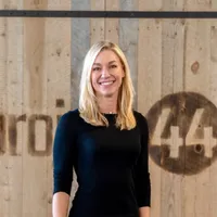 Renee Mauldin headshot