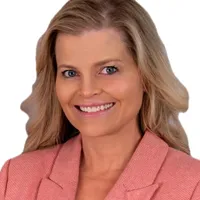 Laura Butler headshot