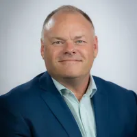 Chris Harry headshot