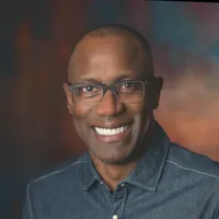 Leander LeSure headshot