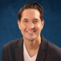 Jamie Durling headshot