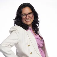 Renee Kaspar headshot