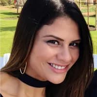 Leslie Gutierrez-MacEachern headshot